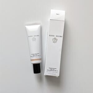 Bobbi Brown Vitamin Enriched Skin Tint SPF 15 Fair 2 1.7 oz (full size)